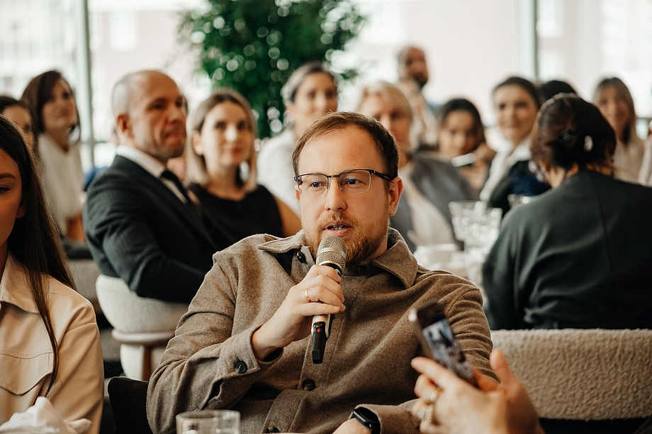 Гараев на бизнес-завтраке Дариной: «Ужаться и забыть про сверхприбыль»