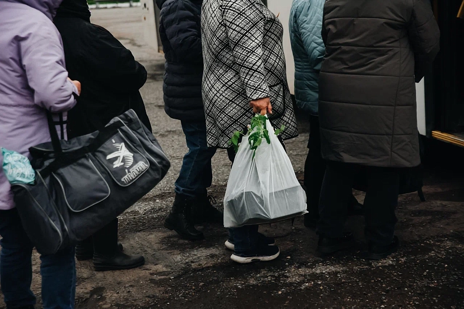 Транспортные компании сделали первые рейсы в сады-огороды (фото)