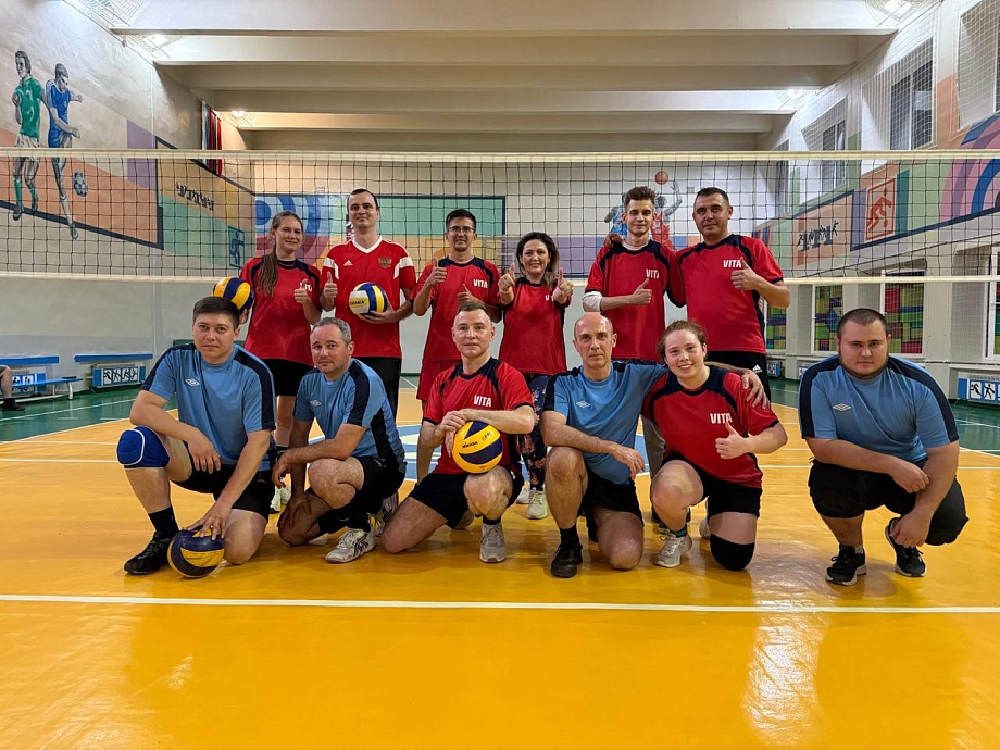 VIP-персоны на спорте: выстрел в яблочко, волейбол по средам и марш-броски на беговой дорожке