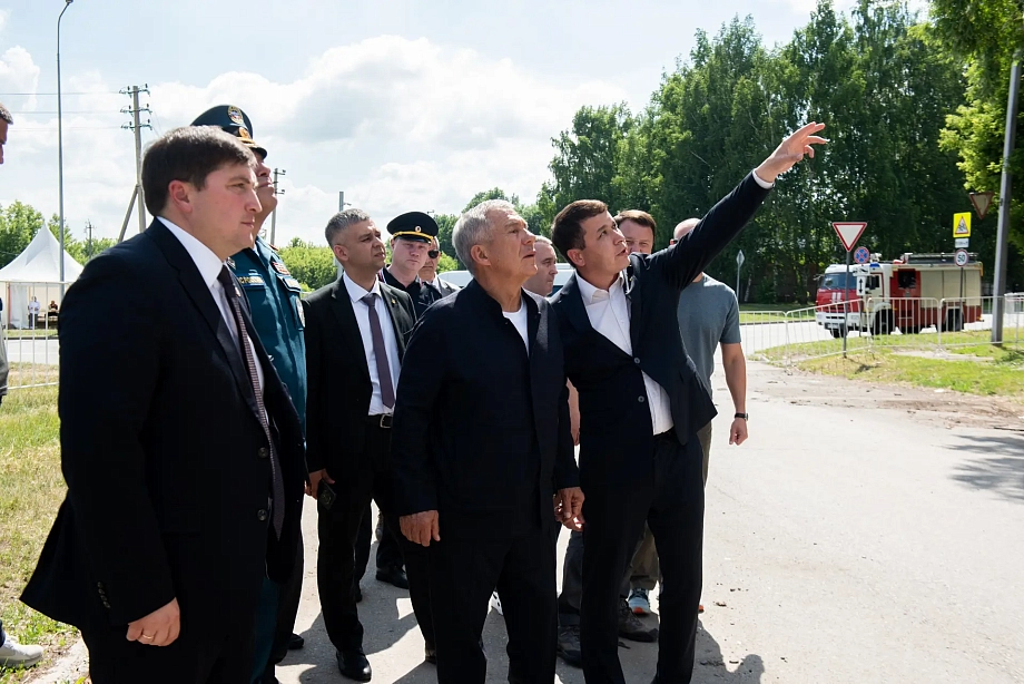  В Нижнекамске обсудили последствия атаки БПЛА и ввод ограничений на топливо 