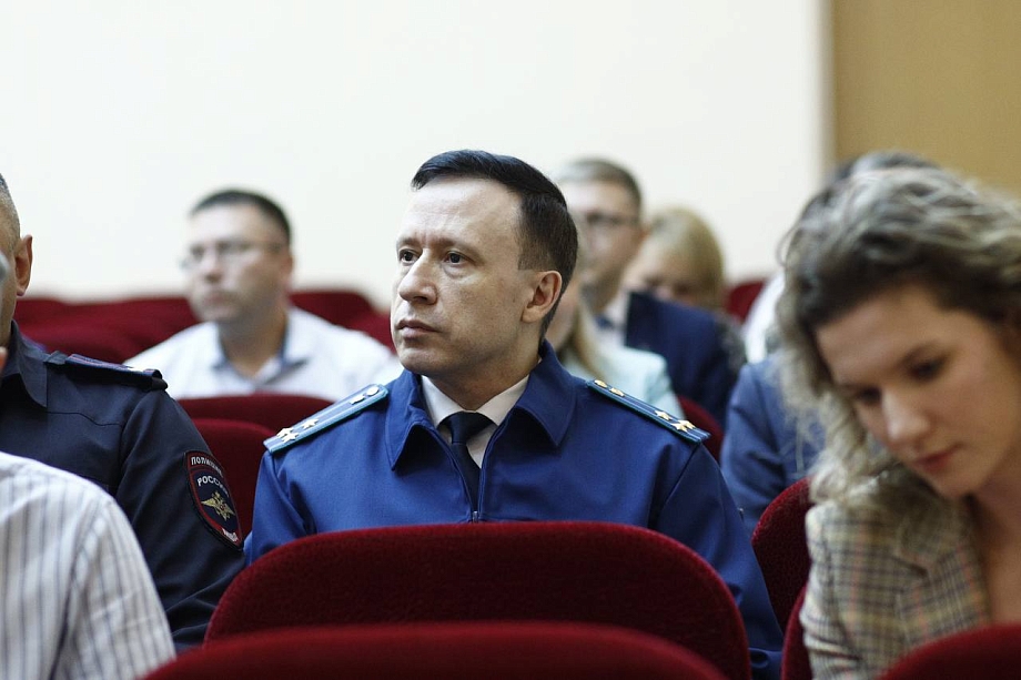 Депутаты единогласно приняли отставку Фаила Камаева «по собственному желанию»