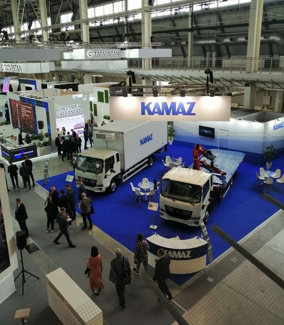 Камазовские автомобили Компас участвуют в выставке «ИННОПРОМ-2022»