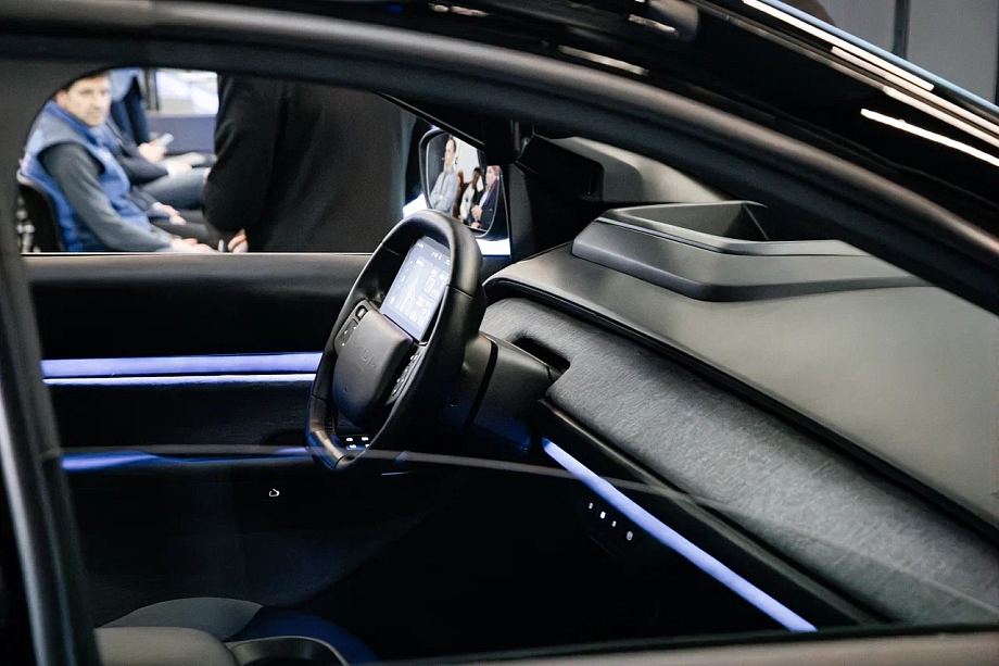 «На самом деле подобные авто разрабатывают около пяти лет. «Атом» создается четвертый год – это нормально»