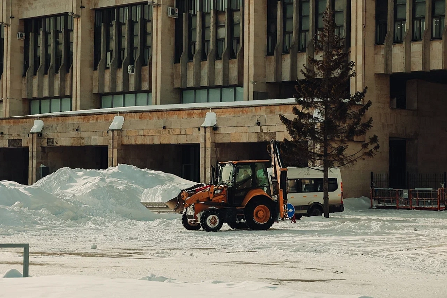 «То, что мы видим со зданием мэрии… Я считаю, что его хоронят живьем в композитном гробу»