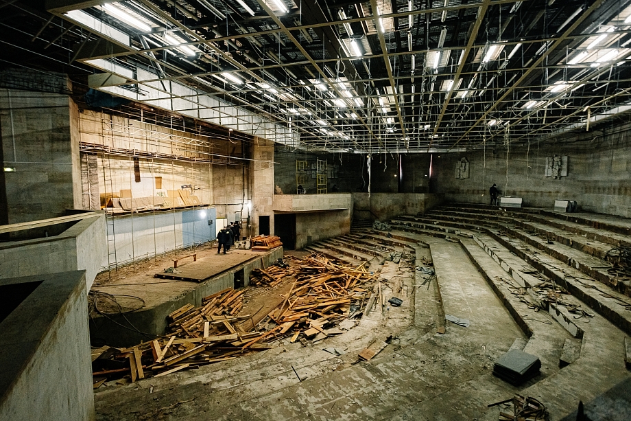 Фото: строители разобрали концертный зал Сары Садыковой