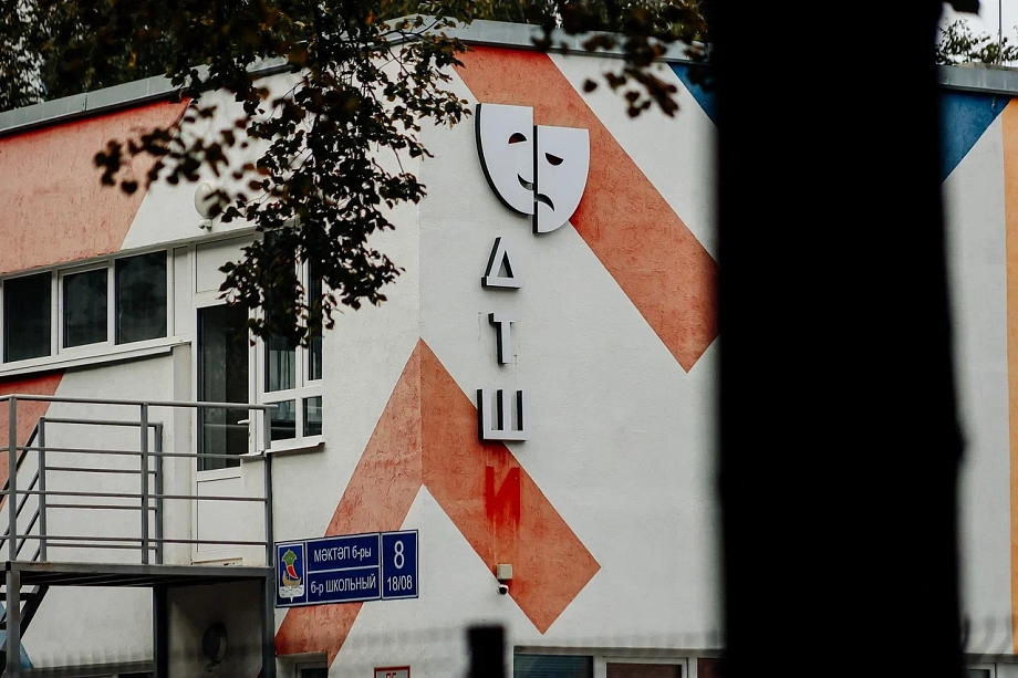 «Всего за три месяца ее работы из школы уволилось более 10 сотрудников…»