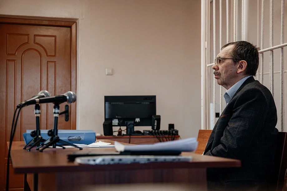 «В результате исключительного содействия Макарова, его должностного положения и авторитета, Сейдаева восстанавливают на обучение…» «В результате исключительного содействия Макарова, его должностного положения и авторитета, Сейдаева восстанавливают на обучение…»