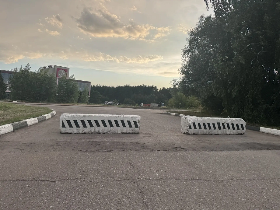 На Чулман освободили территорию под стройку: снесли АЗС, шиномонтаж переехал