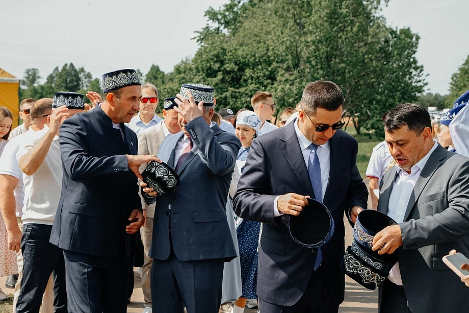 Ханифов, Салахов, Мингазов – кто приехал на Сабантуй в Тукаевский район