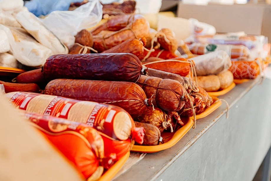 «Ситуация очень простая: отгрузили, деньги не платят. Кормят завтраками…»