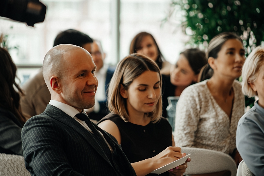 Гараев на бизнес-завтраке Дариной: «Ужаться и забыть про сверхприбыль»