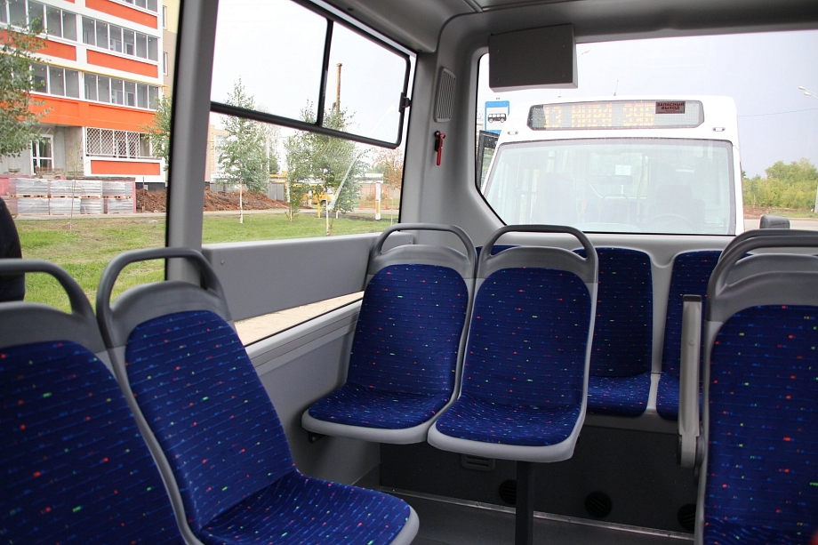 Челны закупили три новых автобуса с местами для мам с колясками (фото)