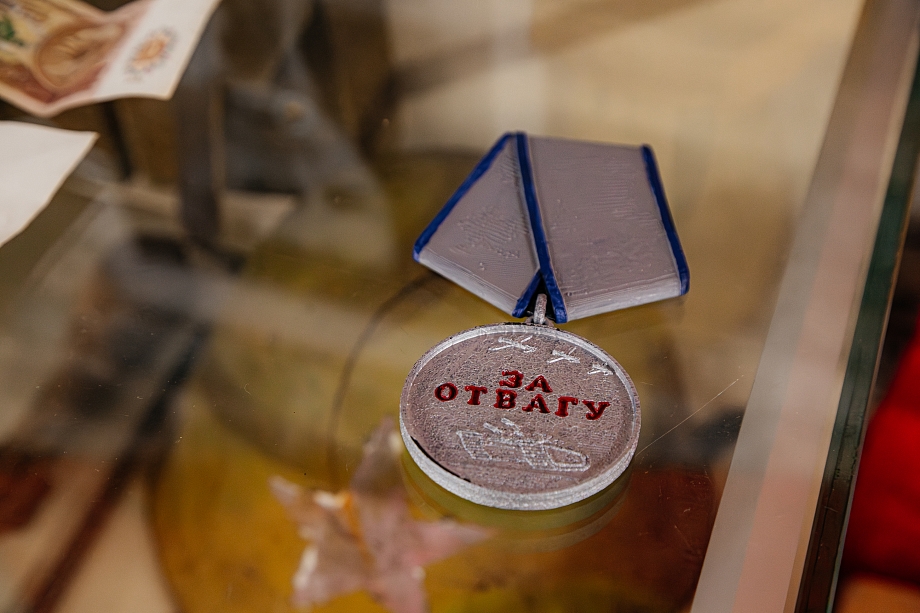 «К краповому берету могут прикасаться лишь те, кто имеет право его носить…и родственники погибшего» «К краповому берету могут прикасаться лишь те, кто имеет право его носить…и родственники погибшего»