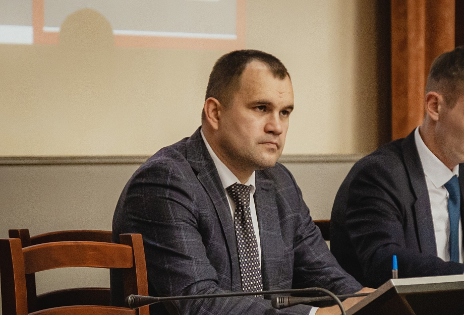«Паспорта объекта нет, обратиться не к кому… ИЖС – это дом, а у вас там стоят три многоквартирных дома!»