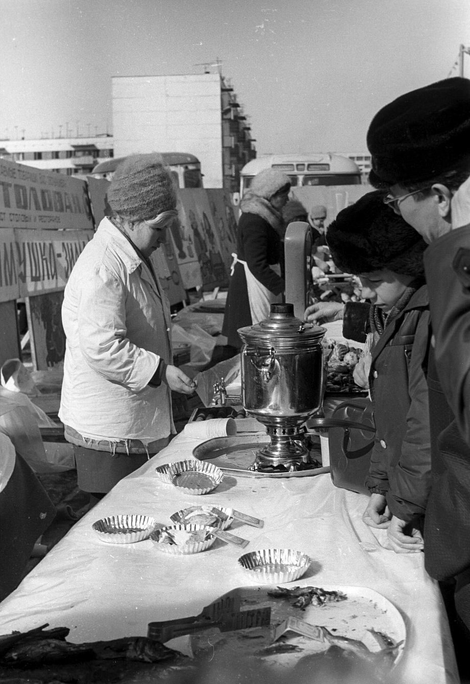 Как 50 лет назад Челны встречали масленицу (фото)