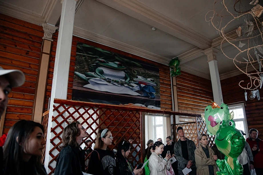 Выставку «Стечение» на дебаркадере посетили более тысячи челнинцев 