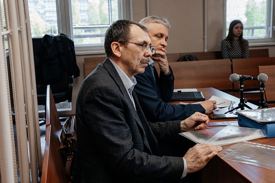 «Создается впечатление, что кто-то намеренно настраивает студентов против меня, организует эту кампанию недовольства»