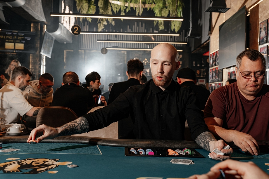 Покер, эмоции и дружба: реальная жизнь челнинского покер-клуба глазами журналиста