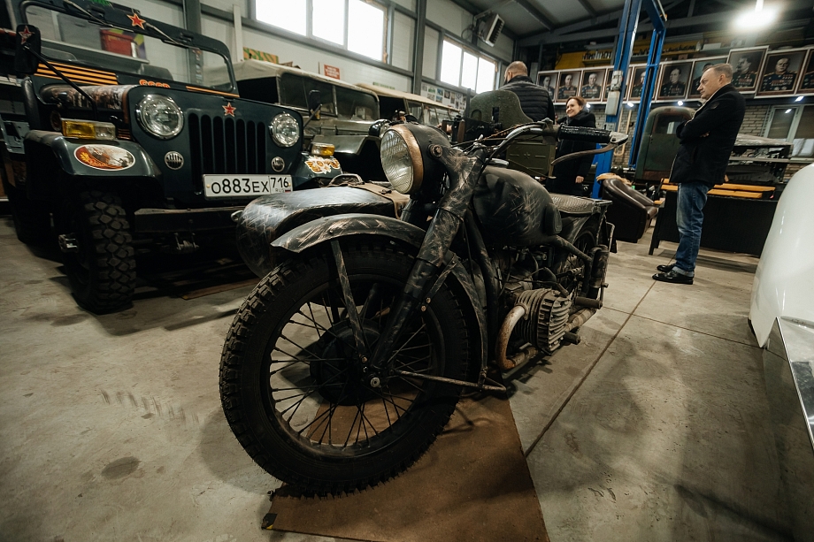 «Из Москвы звонят по поводу этой машины, но я не отдам. Я чувствую, это не истинные ценители» «Из Москвы звонят по поводу этой машины, но я не отдам. Я чувствую, это не истинные ценители»