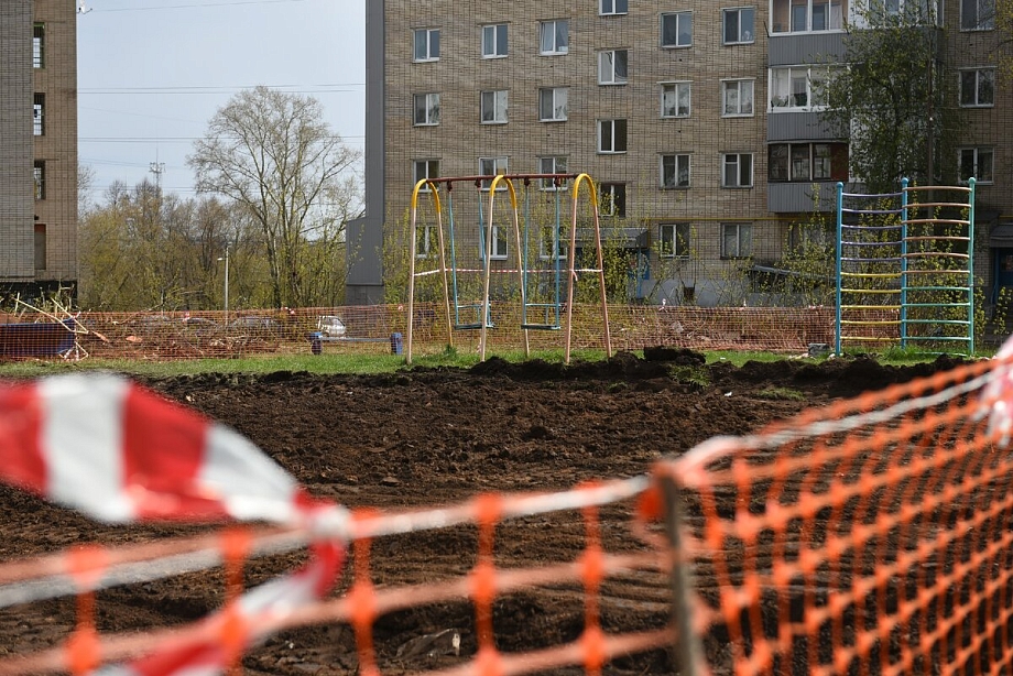 «В час ночи едем по Бишкеку. Я говорю: «Нижнекамцев сюда привезти - света нет, тротуара нет, дорог тоже»