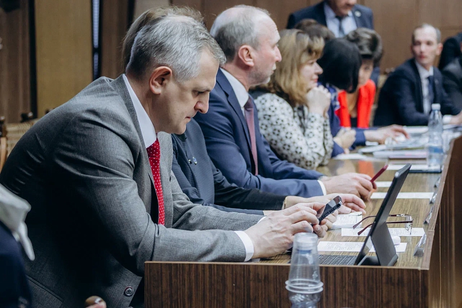 Под грифом «секретно»: как команду Фарида Салахова покидают ключевые кадры