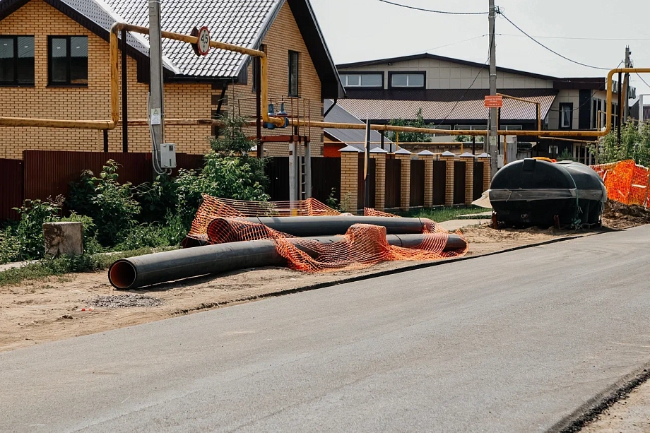 Фото: как ремонтируют центральную улицу Орловки в Челнах
