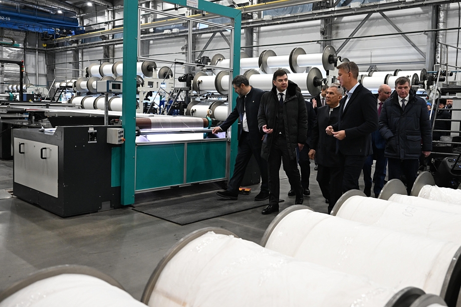 В Нижнекамске с участием Минниханова открыли завод по выпуску холодильников 