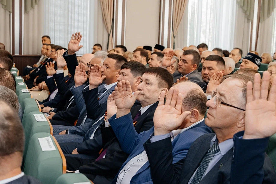 «Внесены две кандидатуры – Радмира Беляева и Рафаэля Игтисамова. Оба кандидата достойные»