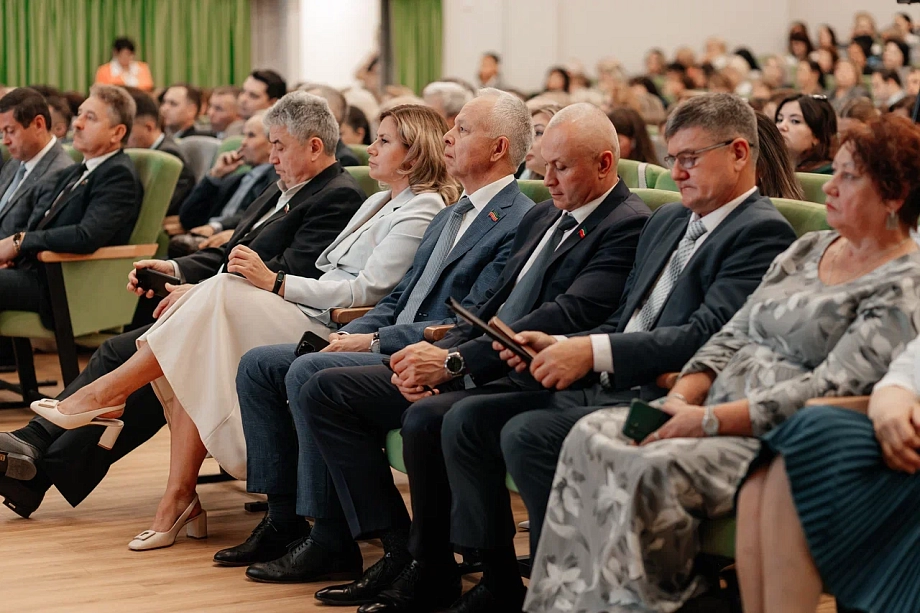 «Между национальностями никаких разборок не должно быть, это важно. Мир очень хрупкий»