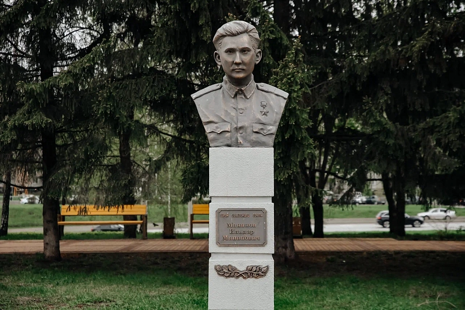 «Героями не рождаются, героями становятся. И герои живут с нами»
