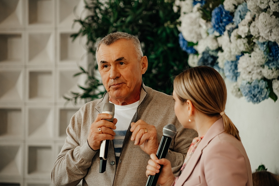 Гараев на бизнес-завтраке Дариной: «Ужаться и забыть про сверхприбыль»