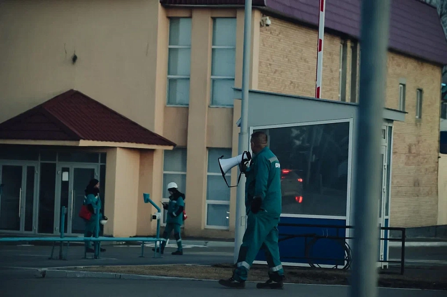 Фото: какая сейчас обстановка на химзаводе, где прогремел взрыв