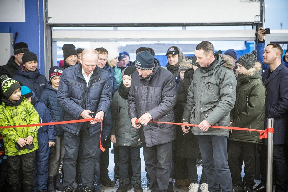 После жалоб родителей на картодроме Кухаренко открыли обновленный бокс