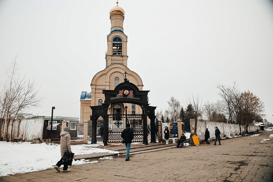 Фото: православные Челнов встретили Пасху