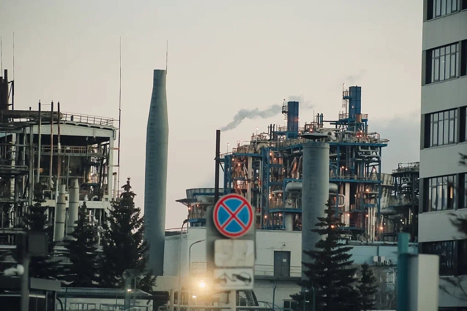 Фото: какая сейчас обстановка на химзаводе, где прогремел взрыв