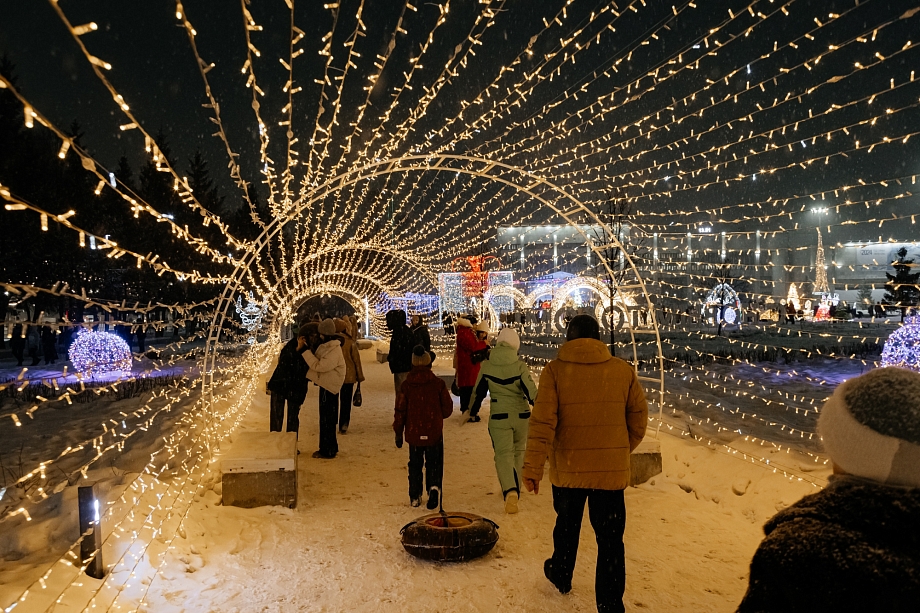 «Мы под бой курантов ходили искали ребенка, который потерялся на елке. Слава Богу, нашли»