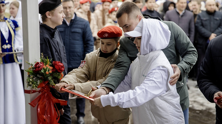 Фото: как в Тукаевском районе открыли первый молодежный центр