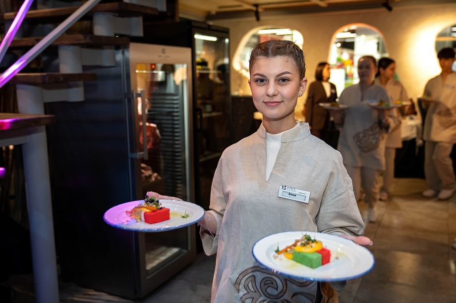 В Челнах открылся первый ресторан русско-татарской кухни «ИКЕ»