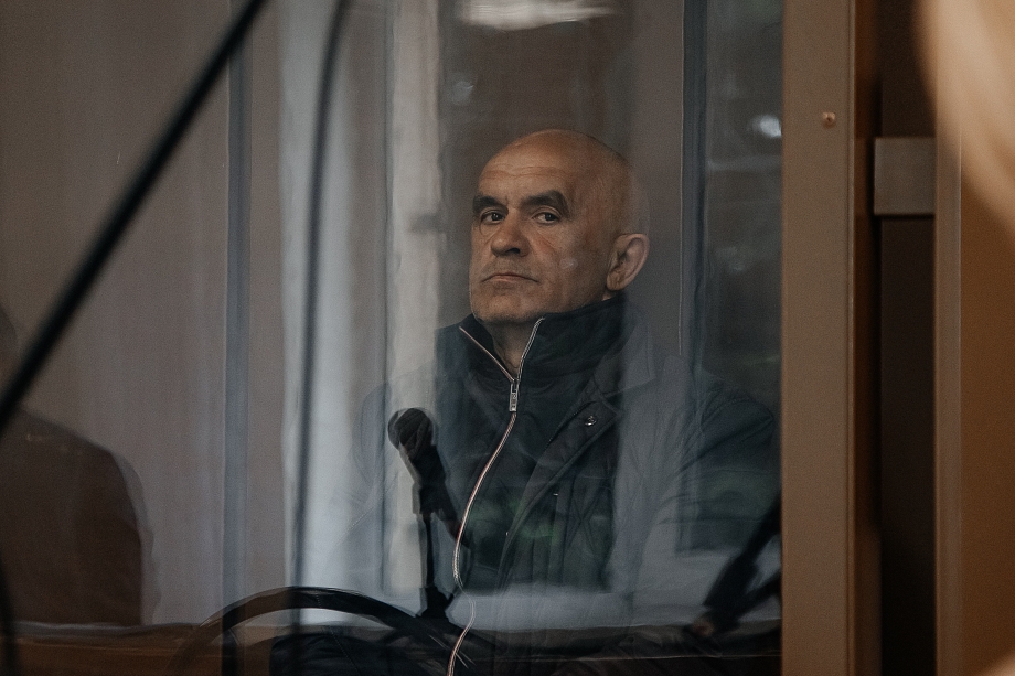 «Там разваливается моя родина. Нет руководства, нет никаких построений. Все больные животные собрались там» «Там разваливается моя родина. Нет руководства, нет никаких построений. Все больные животные собрались там»