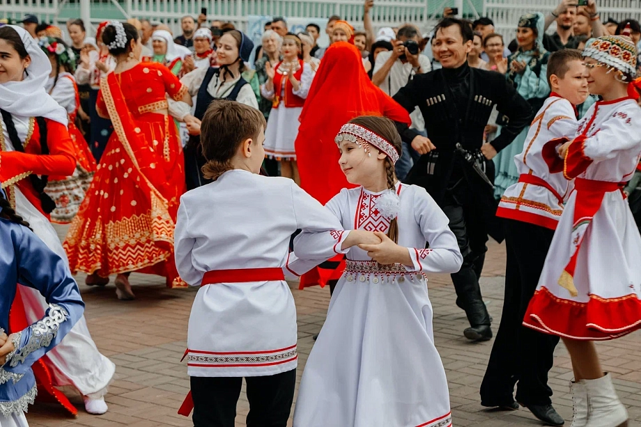 Как в Челнах отмечают Сабантуй (фото)