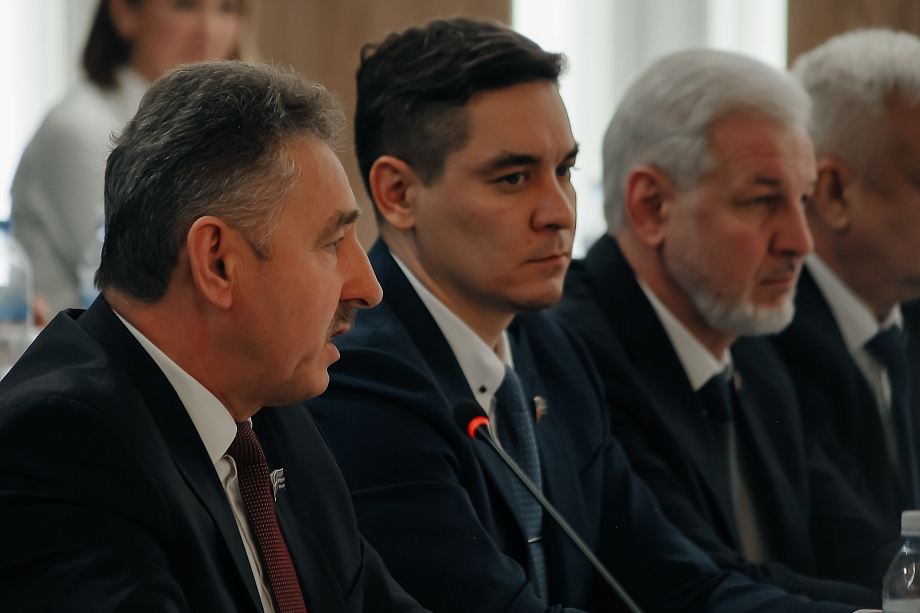 «Я ответил на вопрос, который тебе задавали? Все, что полегче – я отвечу. Что труднее – давай ты» 